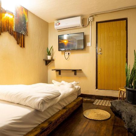 The Weavers Inn Lalitpur Εξωτερικό φωτογραφία